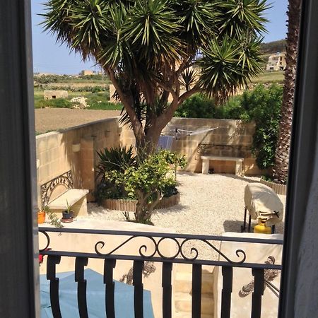 Anna Karistu Accommodation Kerċem Extérieur photo