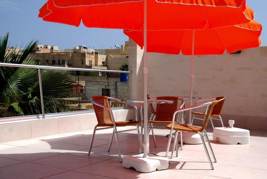 Anna Karistu Accommodation Kerċem Extérieur photo