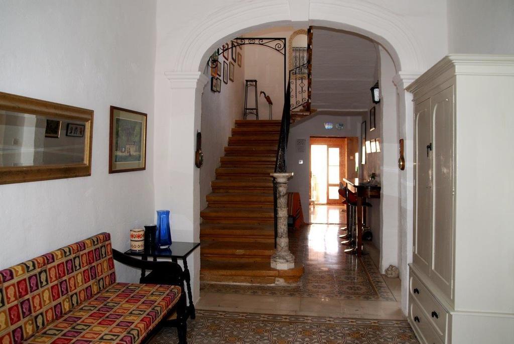 Anna Karistu Accommodation Kerċem Extérieur photo